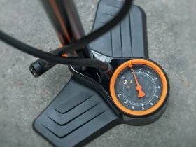 Sks Насос напольный SKS Airkompressor 10.0 (11661), цвет Черный