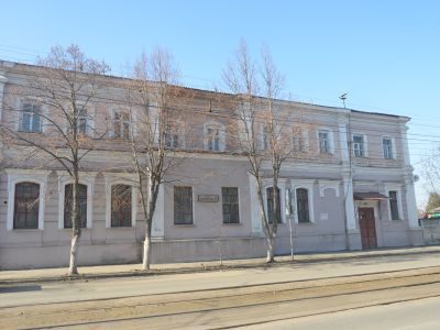 Здание бывшего пансиона мужской гимназии