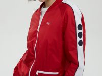 Олимпийка с контрастной отделкой из капсулы ретро