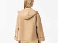 Женская куртка Lacoste из овечьей шерсти