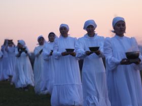 В Якутске на Ысыахе Туймаады состоялся обряд встречи солнца