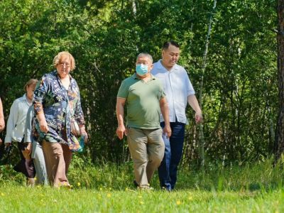 Дмитрий Садовников предложил создать муниципальную программу обновления детских лагерей в Якутске
