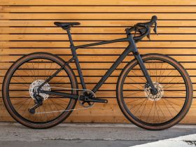 Шоссейный велосипед Cube Nuroad Pro, год 2025, цвет Голубой-Черный, ростовка 21