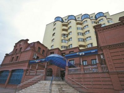 Отделение банка ВТБ в Якутске по улице Октябрьской работает в эти выходные