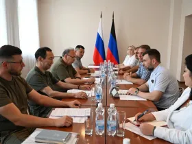 Глава Якутии проверил восстановительные работы в Докучаевске ДНР