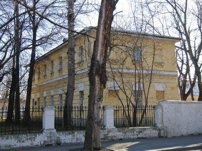 Боковой флигель