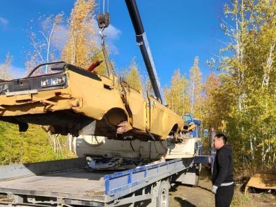 В Хангаласском районе Якутии в рамках акции «Чистый поселок» вывезли 20 заброшенных кузовов