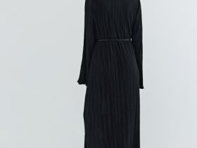 Трикотажное платье с ремнём, Черный