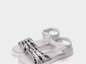 Сандалии для девочек