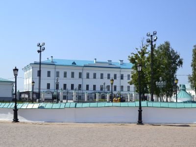 Здание губернского правления, где в 1832-1856 гг. в разное время служили декабристы Анненков Иван Александрович, Муравьёв Александр Михайлович, Свистунов Петр Николаевич и другие декабристы