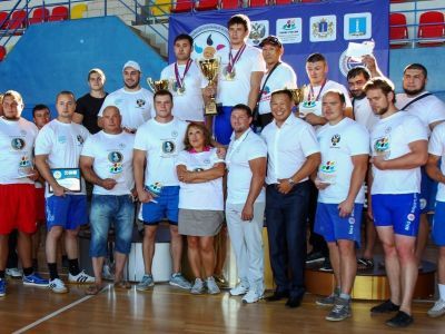 На небосклоне мас-рестлинга взошла новая звезда