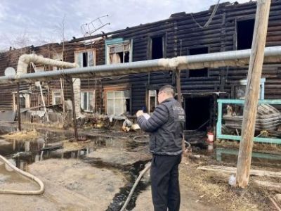 Следователями СК возбуждено уголовное дело по факту гибели женщины и девочки при пожаре  в домовладении в городе Якутске