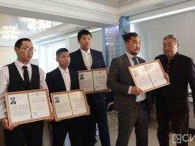 Именные стипендии Владимира Членова вручили 13 лучшим студентам и преподавателям