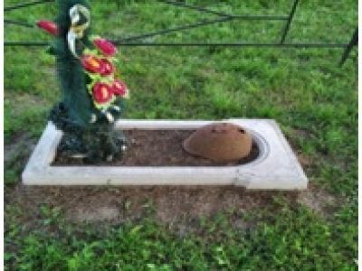 Могила Советского воина Украинского Фавела Нусимовича, погибшего в боях с фашистскими захватчиками