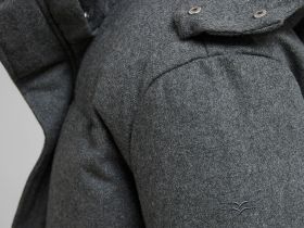 Стеганый пуховик с натуральным пухом