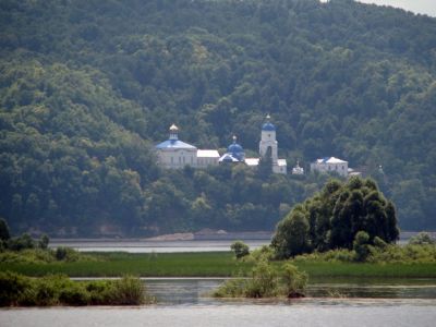 Комплекс сооружений Макарьевой пустыни