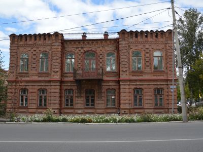 Дом, в котором в январе 1920 г. находился штаб партизанской армии Щетинкина-Кравченко