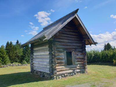 Амбар Семёновой из д. Сорочья Гора