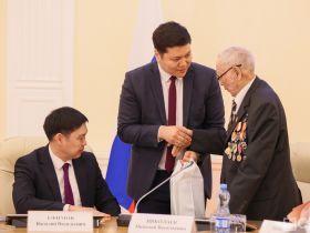 В Якутии чествовали легенду связи: Николаю Николаеву исполнилось 90 лет