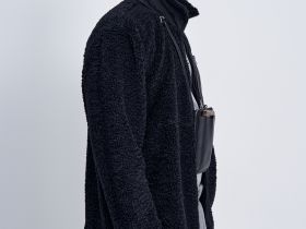 Меховая толстовка на молнии