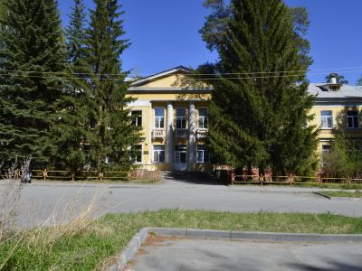 Здание стоматологической поликлиники