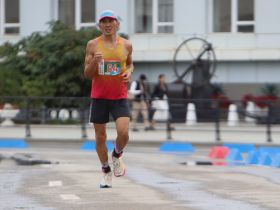 Якутянка Татьяна Артемьева впервые завоевала серебро чемпионата России по бегу 100 км