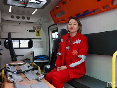 Топор в голове и нападения на медиков: фельдшер скорой помощи рассказала о случаях из практики