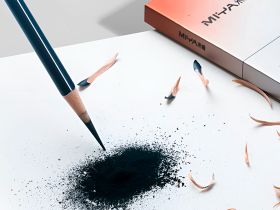 Набор карандашей угольных цветных HIMI 8 шт