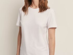 Футболка приталенного силуэта