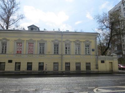 Ограда с пилоном ворот, 2-я пол. XIX в.