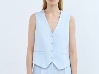 Жилет на пуговицах, Голубой
