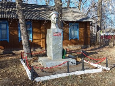 Памятник Герою Советского Союза И.Т. Рукину, участнику Великой Отечественной войны (1941-1945 гг.)