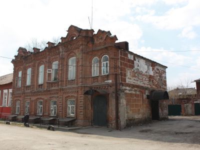 Дом Суховых