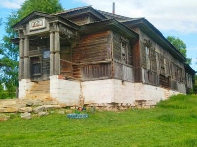 Комаровский сельский клуб