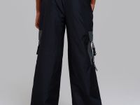 Брюки текстильные с полиуретановым покрытием для девочек