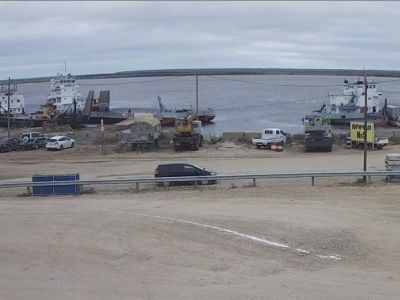 На переправе Якутск – Нижний Бестях паром получил повреждение корпуса