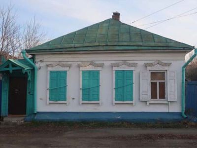 Дом художника, академика живописи Лукиана Васильевича Попова