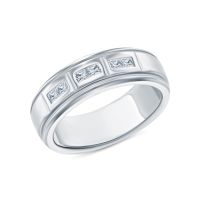 Серебряное кольцо с фианитами