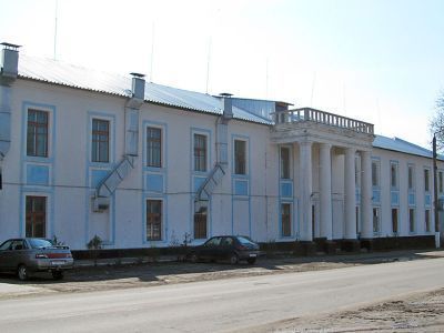 Здание первого в стране сигаретно-сигарного комбината, основанного в начале XX века