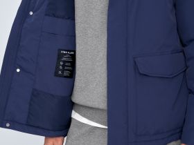 Куртка прямого силуэта с воротником-стойкой