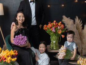 Семья из Мегино-Кангаласского района вырастила 20 тысяч тюльпанов к 8 Марта