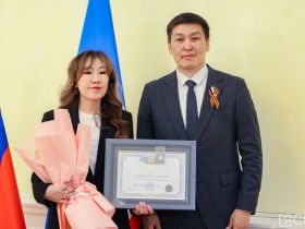 В Якутии отметили День радио и наградили работников связи