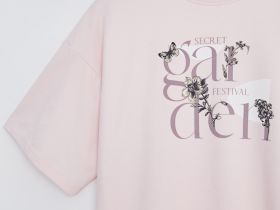 Свободная футболка с принтом