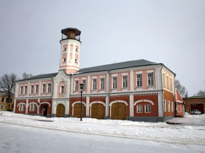 Пожарная часть/Картинная галерея И. Крамского