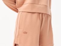 Женские спортивные шорты Lacoste с карманами