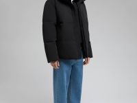 Оверсайз пуховик с воротником-стойкой