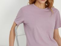 Футболка приталенного силуэта