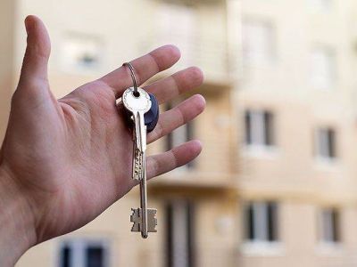 Администрация Мирнинского района покупает квартиры