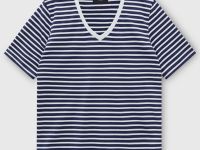 Футболка с v-образным вырезом