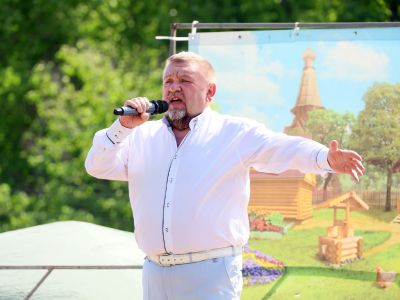 Гала-концерт XIII фестиваля гармонистов «Вятские-Хватские» (ДК железнодорожников)